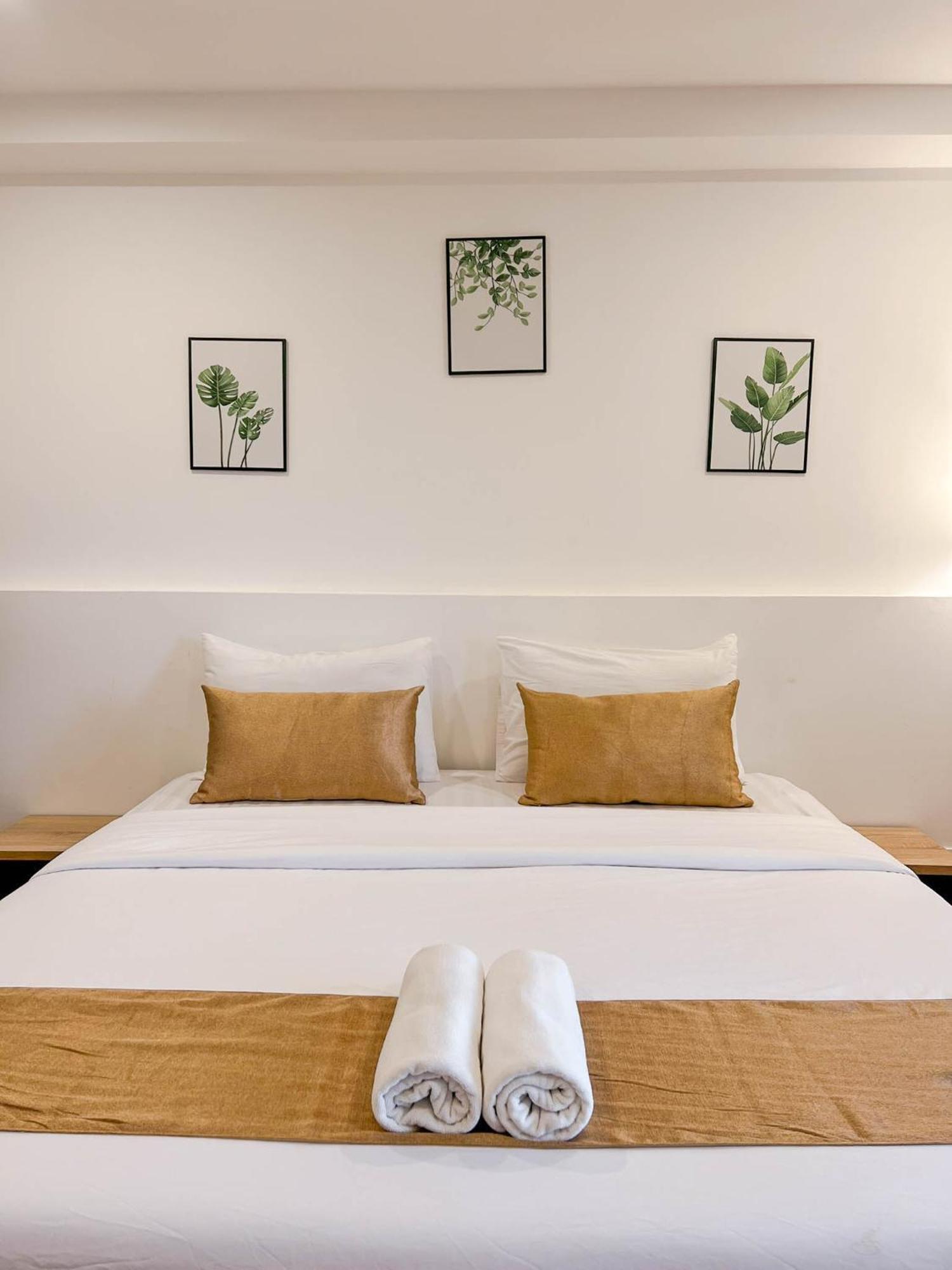 Inspire House Hotel Chiang Mai Exterior photo