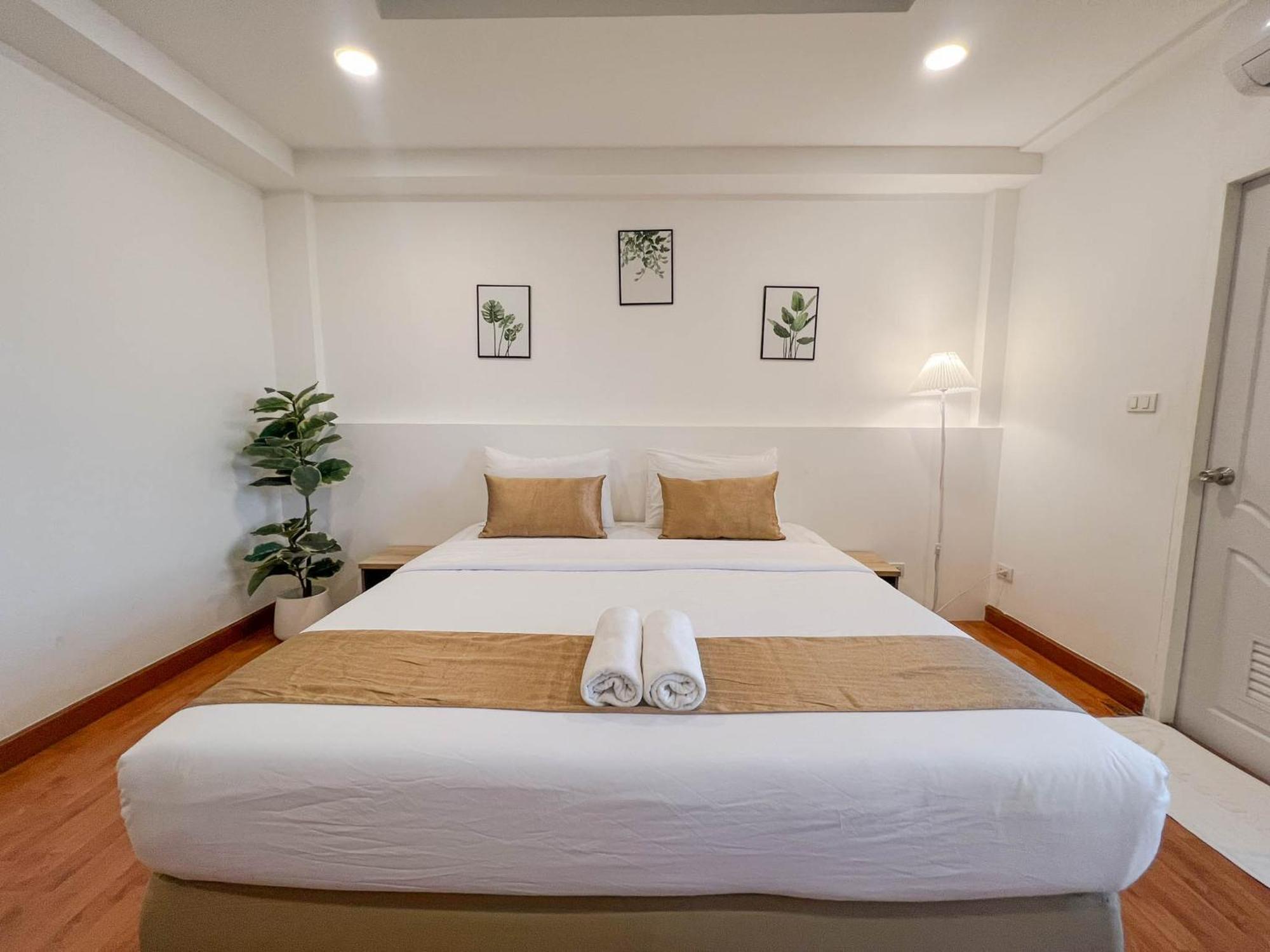 Inspire House Hotel Chiang Mai Exterior photo