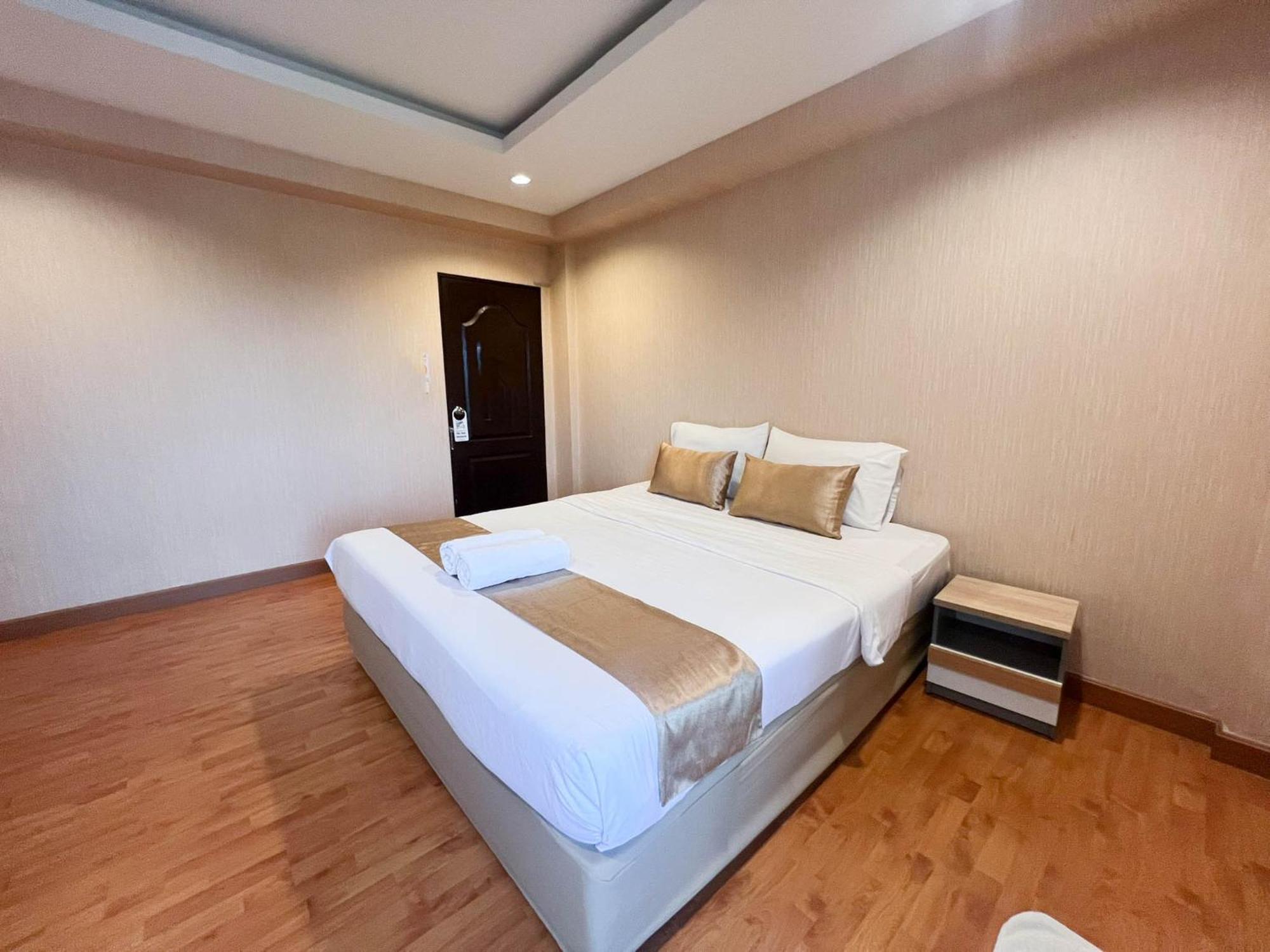 Inspire House Hotel Chiang Mai Exterior photo